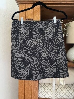 Black Floral-Print Mini Skirt - Women's